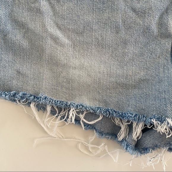 Madewell The Momjean Short in Givens Wash size 28 - Picture 7 of 12